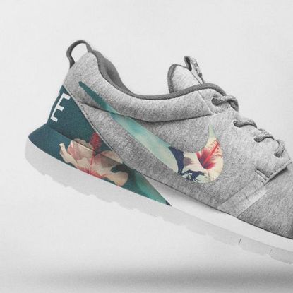 Obrázek Nike Floral Roshe přizpůsobené běžecké boty